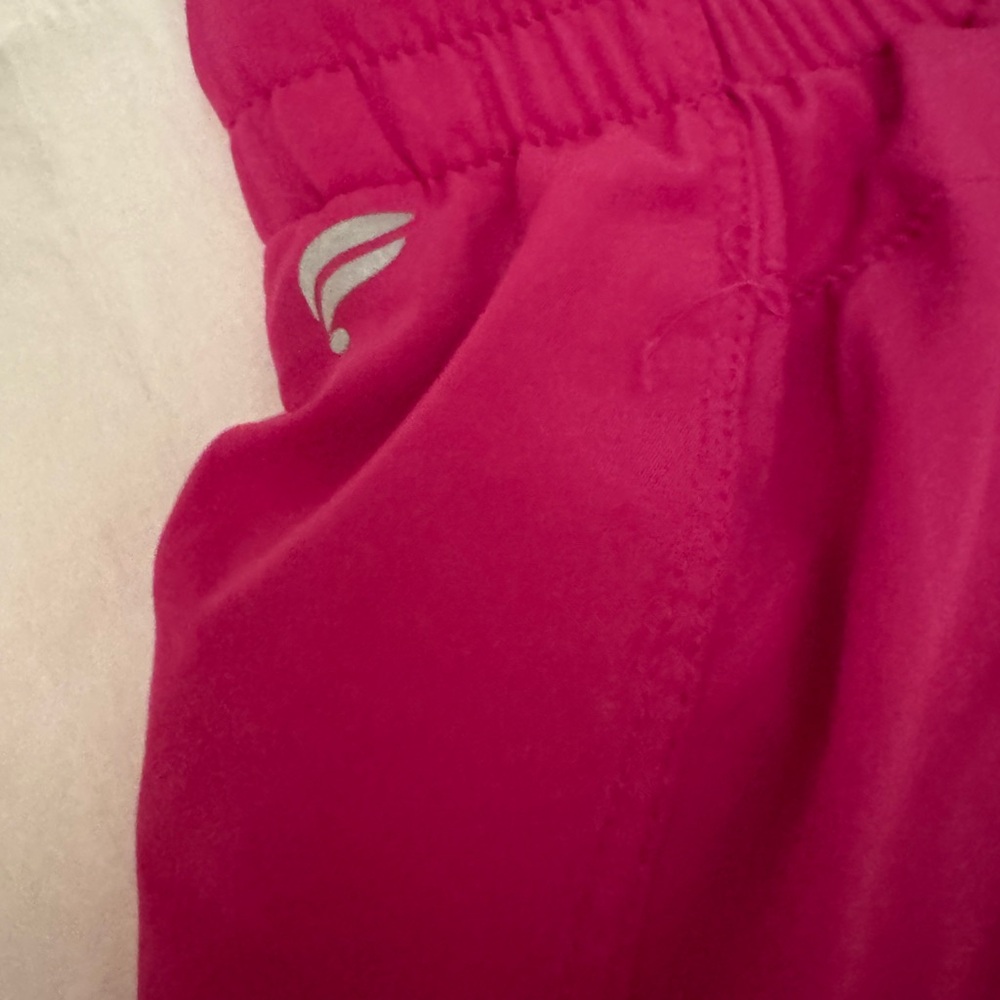 Fabletics Shorts - Picture 3 of 3